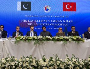 Türk müteahhitler Pakistan’da ciddi projelere imza atıyor