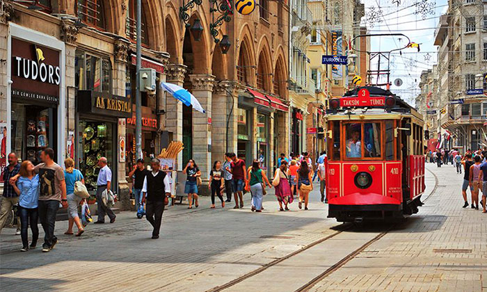 Dünyanın en pahalıları arasında İstiklal Caddesi de var