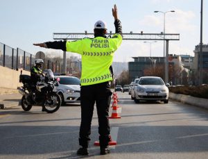 Karayollarının kontrolü polisten alınıyor, jandarmaya geçiyor