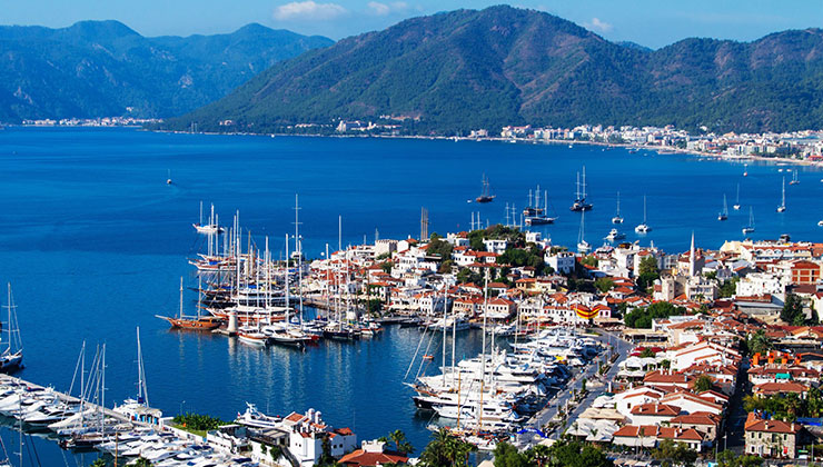 Marmaris Belediyesi’nden satılık bir konut, 5 arsa